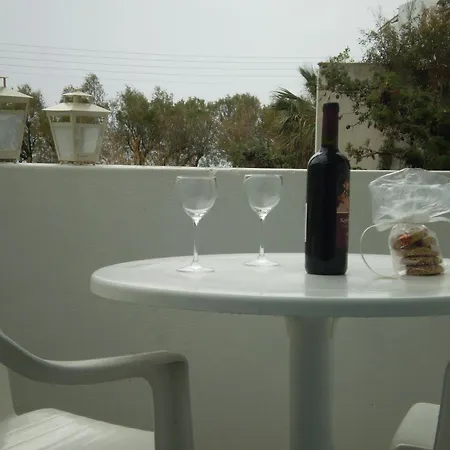 Studios Parian Blu Apartment *