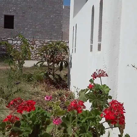 Apartment Studios Parian Blu *