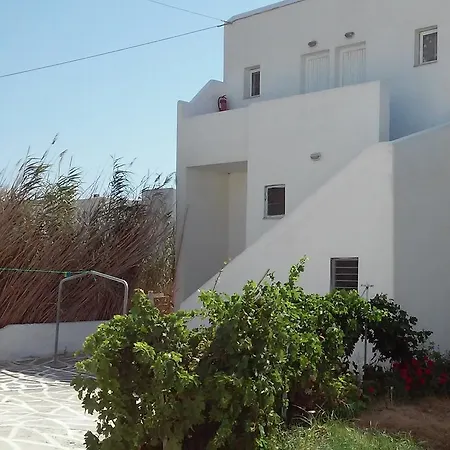 Apartment Studios Parian Blu *