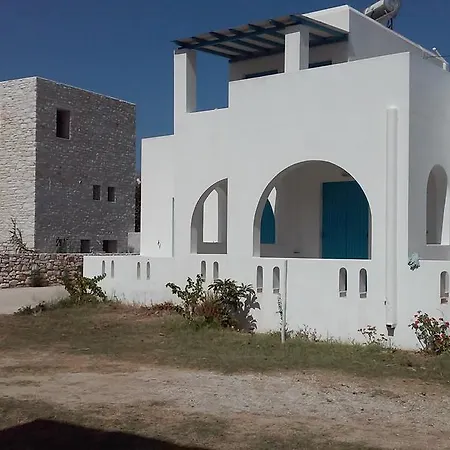 Apartment Studios Parian Blu