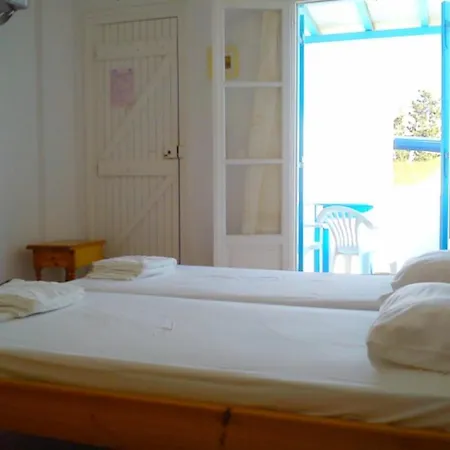 Studios Parian Blu * Logaras