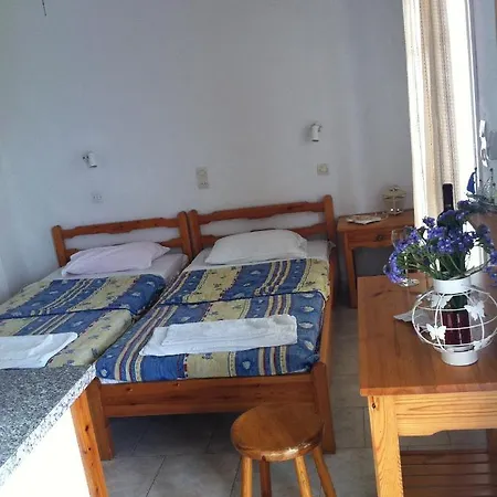 Studios Parian Blu * Logaras