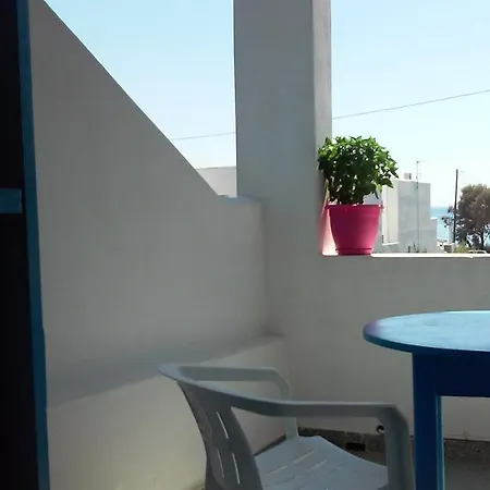 Apartment Studios Parian Blu